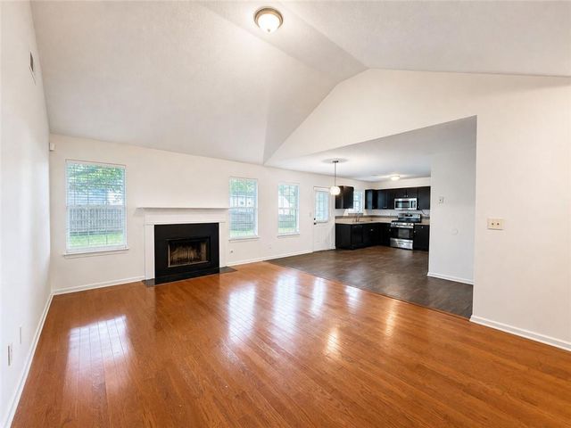 2490 Rambling Way, Lithonia, GA 30058
