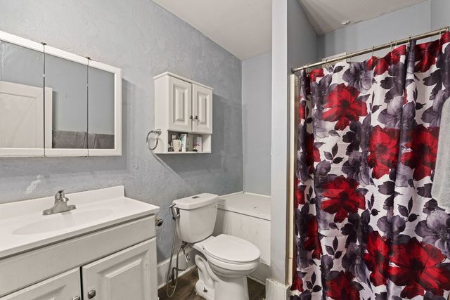 1505 11th Street, Rock Island, IL 61201