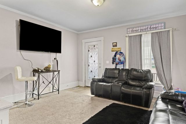 1505 11th Street, Rock Island, IL 61201