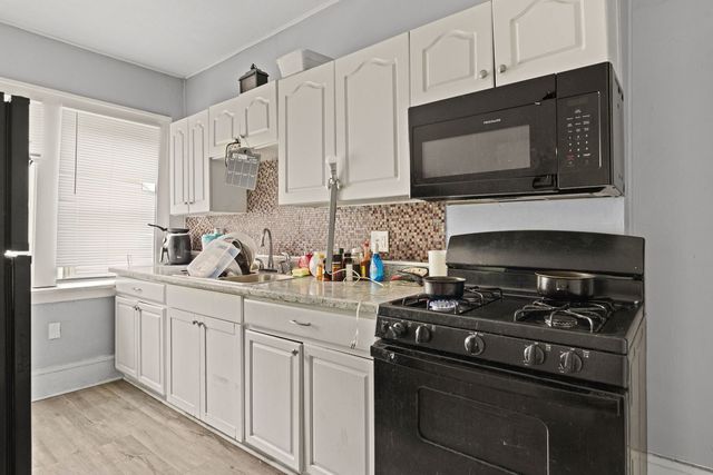 1505 11th Street, Rock Island, IL 61201