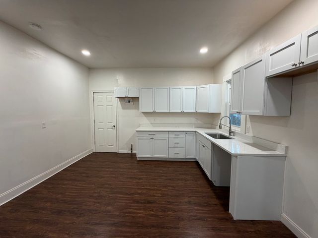 718 17th Street, Rock Island, IL 61201