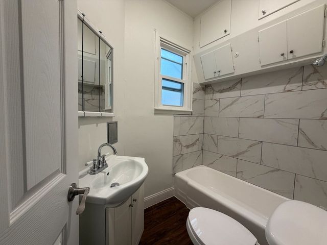 718 17th Street, Rock Island, IL 61201