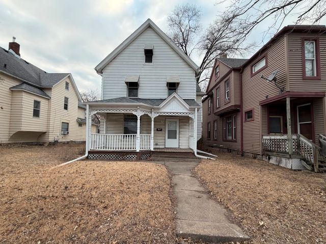 718 17th Street, Rock Island, IL 61201