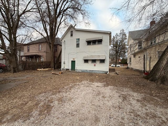 718 17th Street, Rock Island, IL 61201