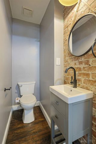 1544 Merrimac Street, Cincinnati, OH 45207