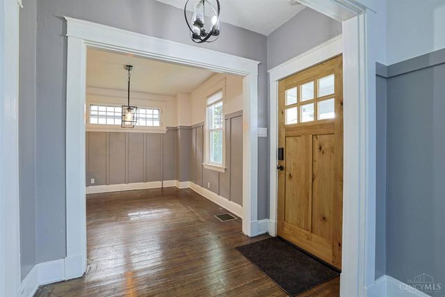 1544 Merrimac Street, Cincinnati, OH 45207