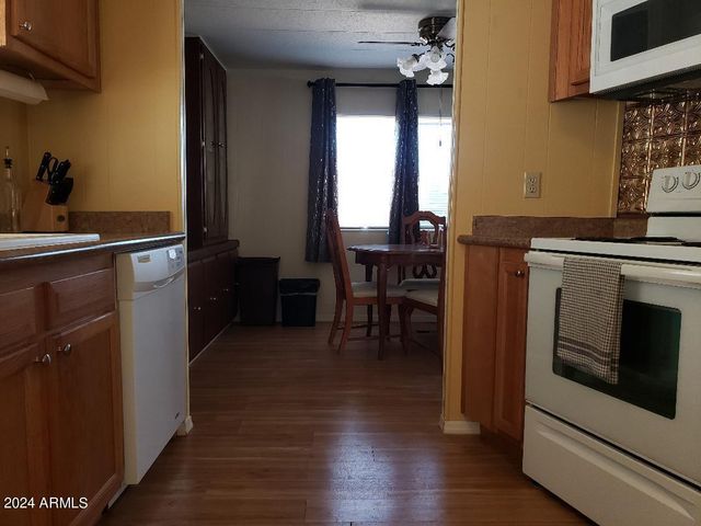 10201 N 99TH Avenue 166, Peoria, AZ 85345