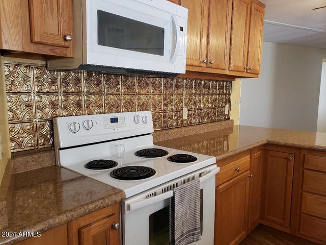 10201 N 99TH Avenue 166, Peoria, AZ 85345
