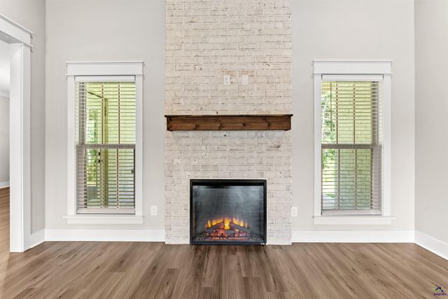 217 Golden Chestnut Bend, Bonaire, GA 31005