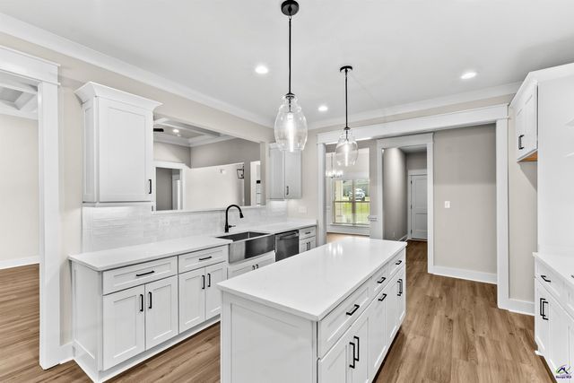 217 Golden Chestnut Bend, Bonaire, GA 31005