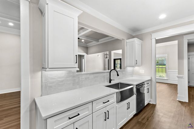 217 Golden Chestnut Bend, Bonaire, GA 31005