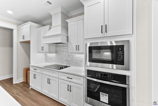 217 Golden Chestnut Bend, Bonaire, GA 31005