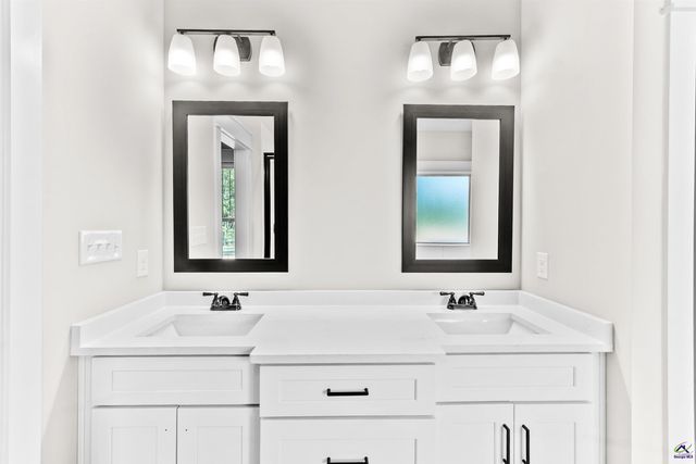 217 Golden Chestnut Bend, Bonaire, GA 31005