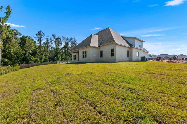 217 Golden Chestnut Bend, Bonaire, GA 31005