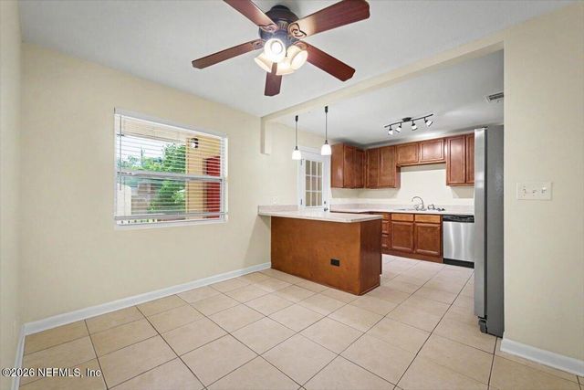 2625 CHARBRAY Drive, Jacksonville, FL 32211