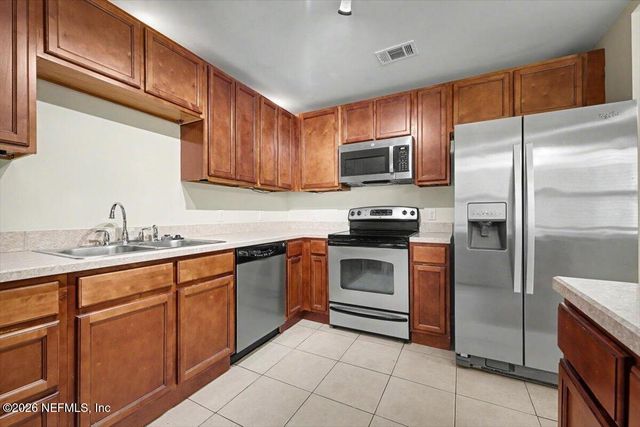 2625 CHARBRAY Drive, Jacksonville, FL 32211