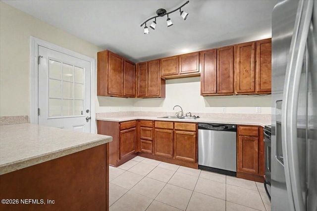 2625 CHARBRAY Drive, Jacksonville, FL 32211