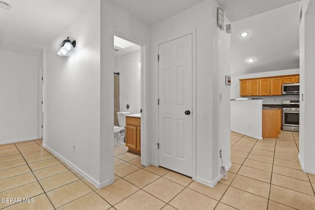 5548 MANUEL MORENO Drive, El Paso, TX 79934