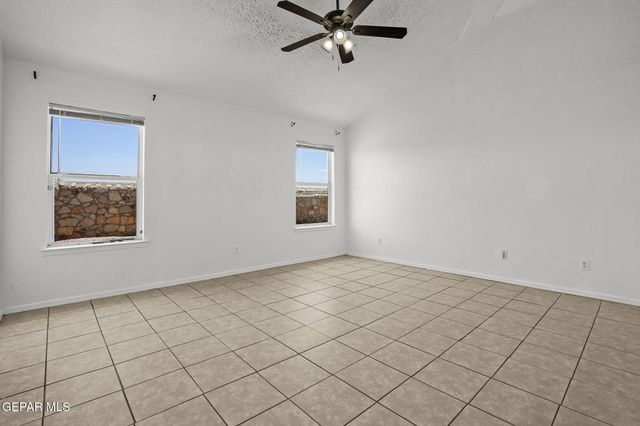 5548 MANUEL MORENO Drive, El Paso, TX 79934