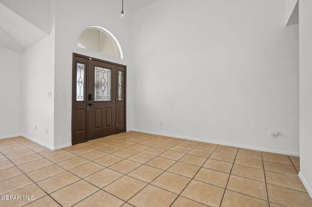 5548 MANUEL MORENO Drive, El Paso, TX 79934
