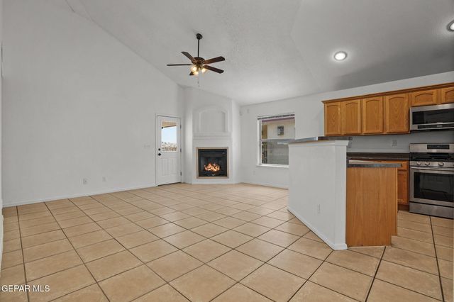 5548 MANUEL MORENO Drive, El Paso, TX 79934