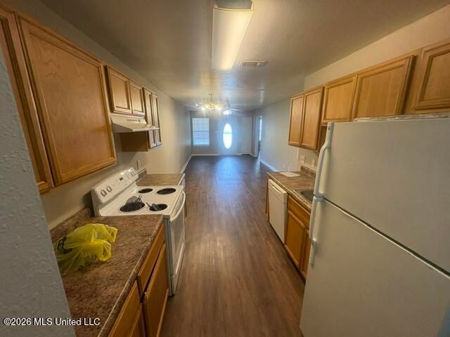 17212 Avondale Circle, D'iberville, MS 39540