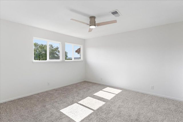 2217 Onion Creek PKWY 121, Austin, TX 78747
