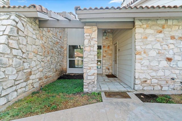 2217 Onion Creek PKWY 121, Austin, TX 78747