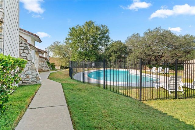 2217 Onion Creek PKWY 121, Austin, TX 78747