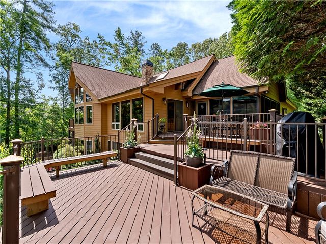 673 Lake Breeze Lane, Salem, SC 29676