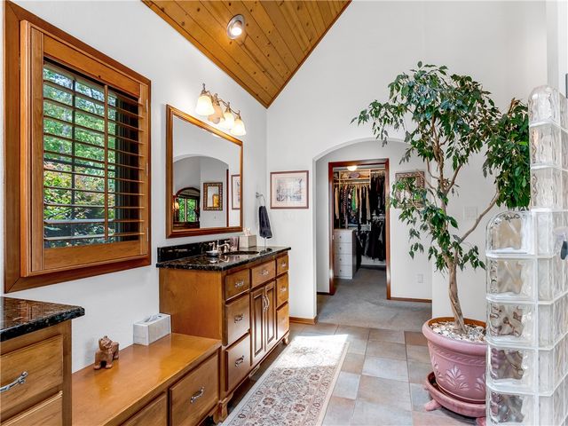 673 Lake Breeze Lane, Salem, SC 29676