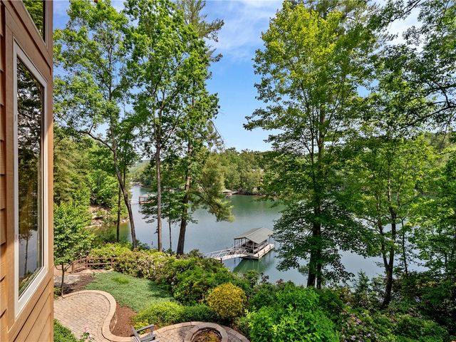 673 Lake Breeze Lane, Salem, SC 29676