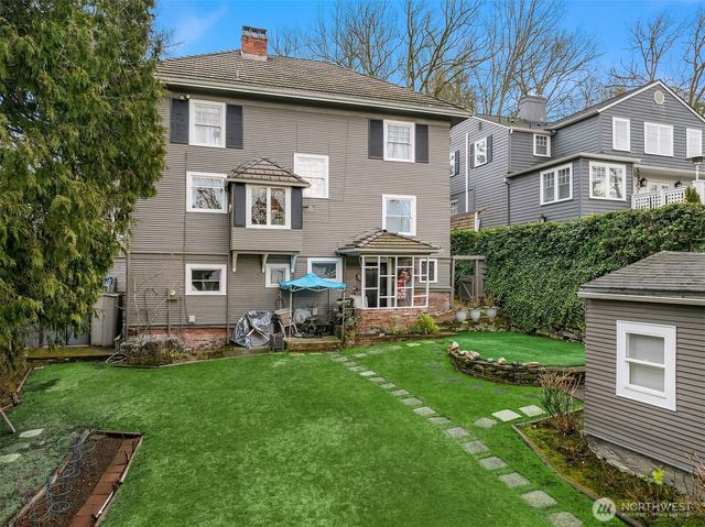1021 34th Avenue E, Seattle, WA 98112