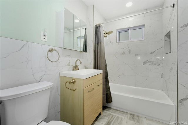 422 Cedarhurst Avenue, Cedarhurst, NY 11516