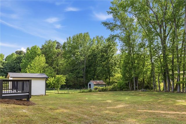 8561 Hickory Lane, Lithia Springs, GA 30122