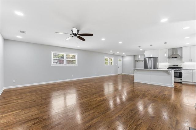 8561 Hickory Lane, Lithia Springs, GA 30122