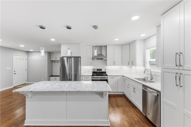 8561 Hickory Lane, Lithia Springs, GA 30122