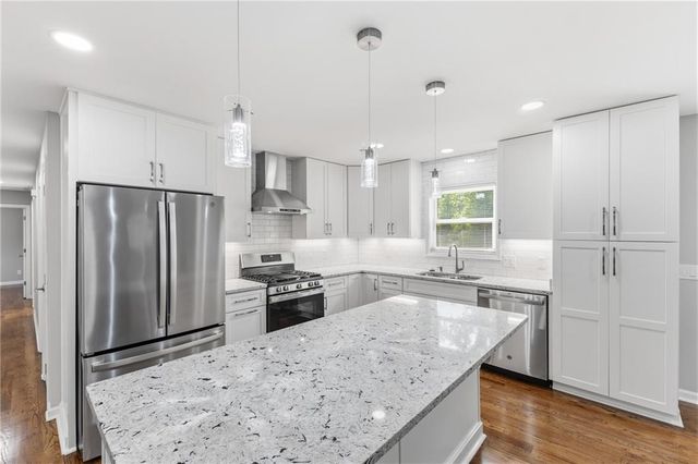 8561 Hickory Lane, Lithia Springs, GA 30122