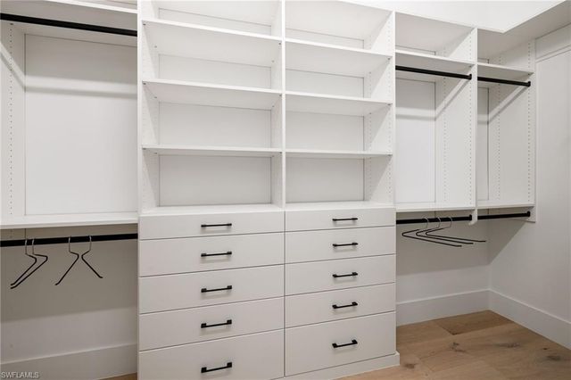 620 94th AVE N, Naples, FL 34108