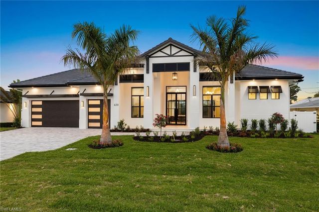 620 94th AVE N, Naples, FL 34108