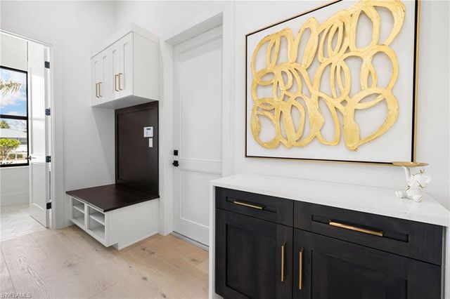 620 94th AVE N, Naples, FL 34108