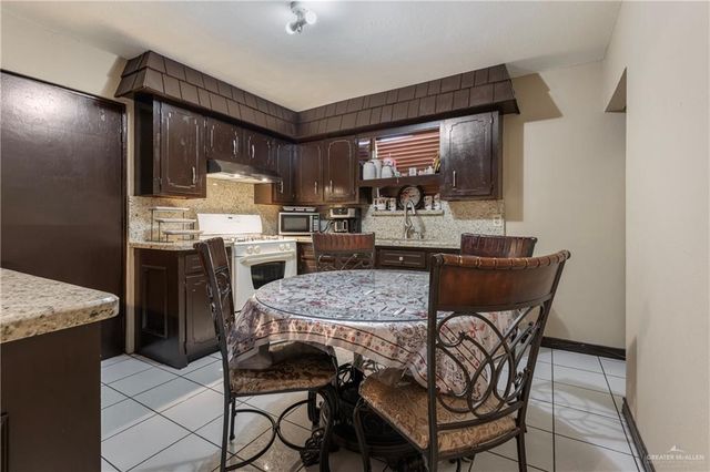 44 San Bernardo Street, Rio Grande City, TX 78582