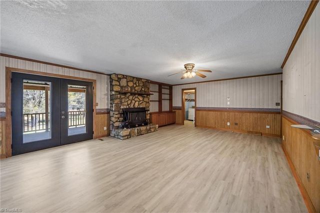 1463 Charlotte Highway, Mooresville, NC 28115