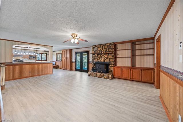 1463 Charlotte Highway, Mooresville, NC 28115