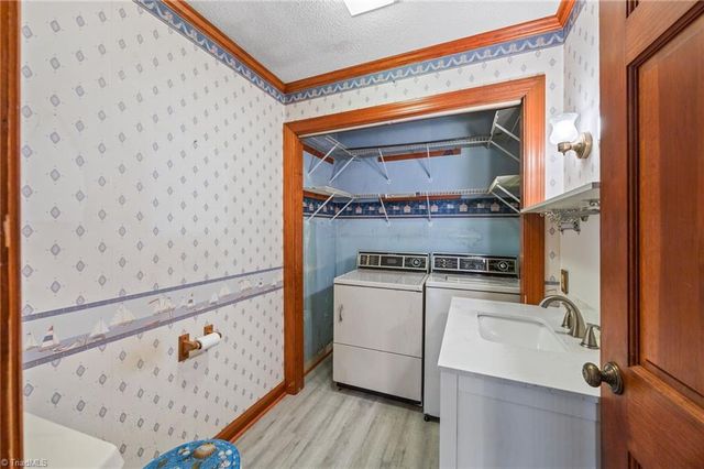 1463 Charlotte Highway, Mooresville, NC 28115