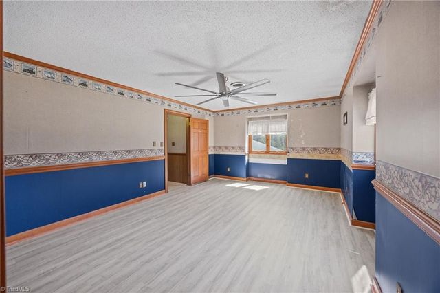 1463 Charlotte Highway, Mooresville, NC 28115