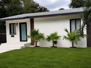 1621 SW 11th Court, Fort Lauderdale, FL 33312