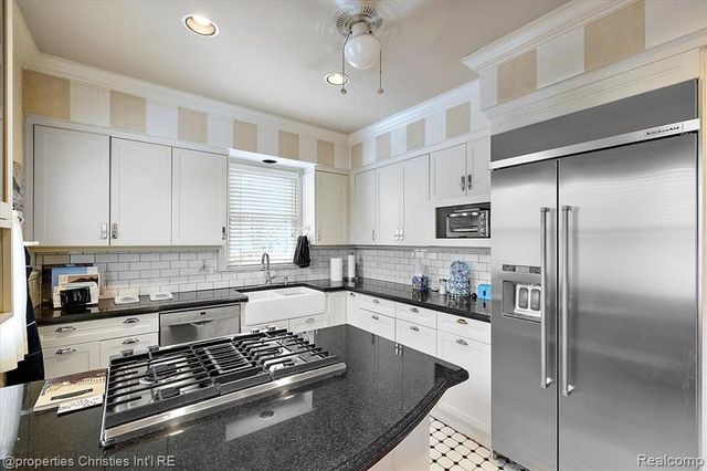 1119 Southfield Road, Birmingham, MI 48009