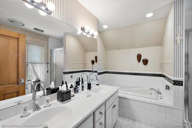 1119 Southfield Road, Birmingham, MI 48009