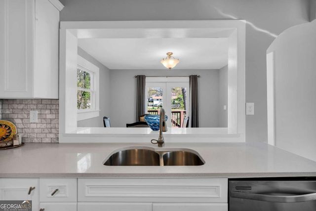 865 Rose Circle SW, Atlanta, GA 30310